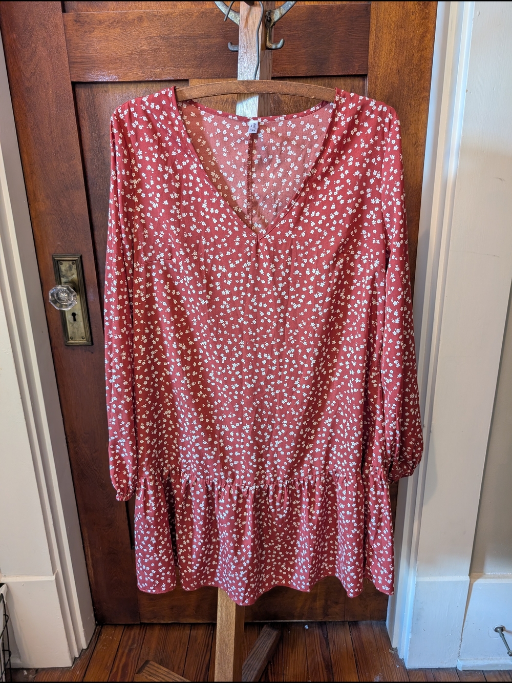 ePretty Rust Red Floral V-Neck Long Sleeve Dress